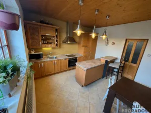 Prodej rodinného domu, Vanovice, 450 m2