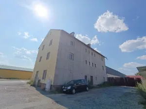 Pronájem bytu 3+kk, Planá, Karlín, 61 m2