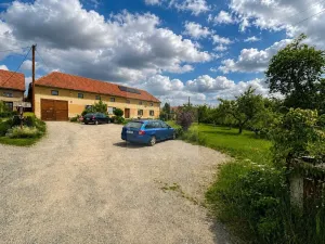 Prodej rodinného domu, Lipovec, 4500 m2
