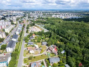 Prodej pozemku, Hradec Králové - Nový Hradec Králové, Lesní, 1825 m2