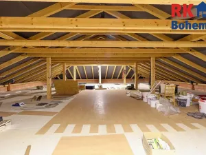 Prodej rodinného domu, Šestajovice, U Pole, 266 m2