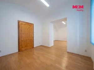 Pronájem obchodního prostoru, Bruntál, Jesenická, 30 m2