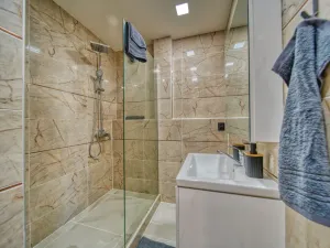 Prodej bytu 3+1, Jaroměř, Na Zavadilce, 73 m2