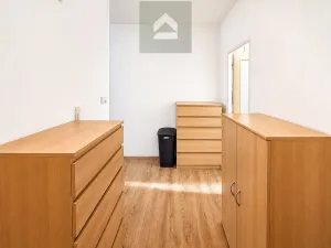 Pronájem bytu 1+1, Plzeň, Pod Vrchem, 33 m2