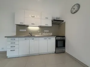 Pronájem rodinného domu, Praha - Letňany, Boletická, 42 m2