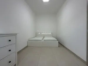 Pronájem rodinného domu, Praha - Letňany, Boletická, 42 m2