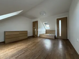 Pronájem rodinného domu, Praha - Letňany, Boletická, 140 m2
