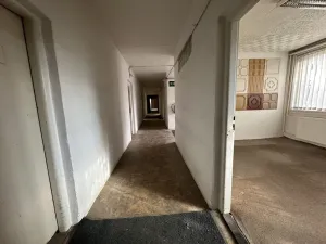 Pronájem kanceláře, Beroun, 200 m2
