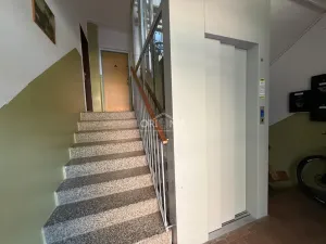 Prodej bytu 3+1, Chomutov, Matěje Kopeckého, 60 m2