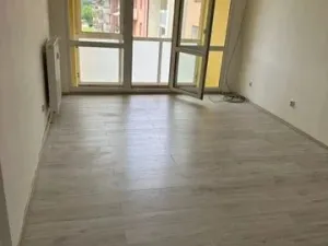 Prodej bytu 3+1, Horní Planá, Sídliště Míru, 78 m2