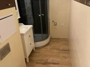 Prodej bytu 3+1, Horní Planá, Sídliště Míru, 78 m2