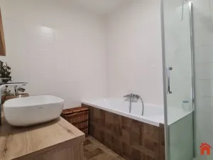 Pronájem rodinného domu, Buštěhrad, U Kapličky, 102 m2