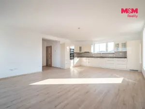 Pronájem rodinného domu, Poděbrady - Poděbrady V, Vrchlického, 199 m2