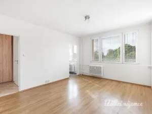 Pronájem bytu 1+1, Praha, Novodvorská, 28 m2