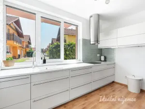 Pronájem bytu 5+1, Horoušany, Na Svahu, 141 m2