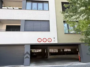 Prodej bytu 2+kk, Praha - Holešovice, U Pergamenky, 56 m2