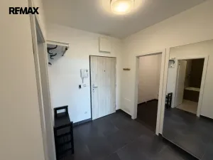 Prodej bytu 2+kk, Praha - Hlubočepy, Devonská, 59 m2