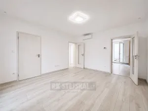 Pronájem bytu 2+1, České Budějovice - České Budějovice 7, Lidická tř., 55 m2