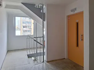 Prodej bytu 3+1, Praha - Modřany, Hausmannova, 69 m2