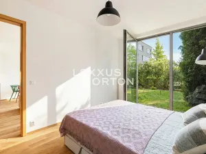 Pronájem bytu 2+kk, Praha - Prosek, Valečovská, 56 m2