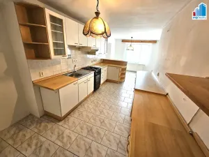 Pronájem bytu 4+1, Švihov, nám. T. G. Masaryka, 120 m2