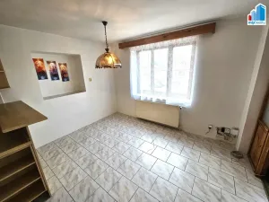 Pronájem bytu 4+1, Švihov, nám. T. G. Masaryka, 120 m2