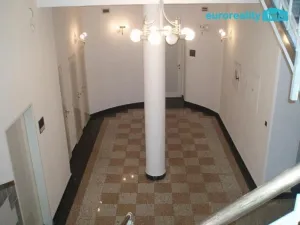 Pronájem kanceláře, Praha, Domažlická, 48 m2