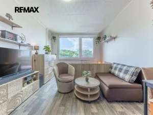 Prodej bytu 2+kk, Praha - Modřany, Mádrova, 44 m2