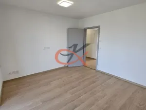 Pronájem atypického bytu, Šenov u Nového Jičína, Jeremenkova, 76 m2