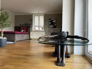 Pronájem atypického bytu, Karlovy Vary, Ondříčkova, 120 m2