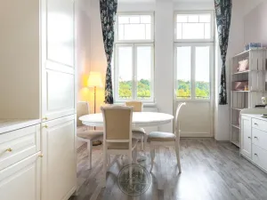 Prodej bytu 3+1, Karlovy Vary, Varšavská, 72 m2