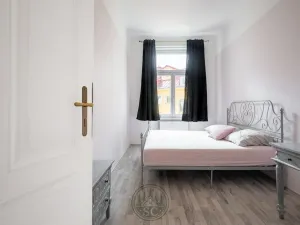 Prodej bytu 3+1, Karlovy Vary, Varšavská, 72 m2