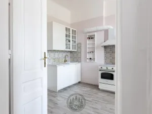 Prodej bytu 3+1, Karlovy Vary, Varšavská, 72 m2