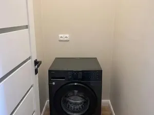 Pronájem bytu 2+kk, Praha - Vinohrady, Perunova, 41 m2