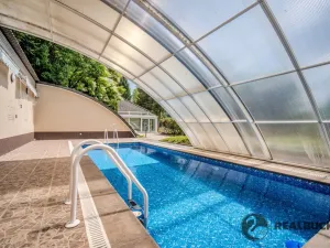 Prodej vícegeneračního domu, Turnov, 320 m2
