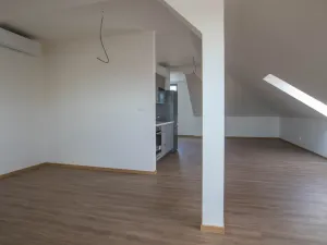 Pronájem činžovního domu, Říčany, 17. listopadu, 63 m2