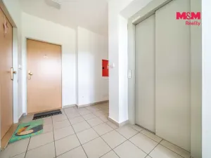 Pronájem bytu 1+kk, Plzeň - Skvrňany, Waltrova, 50 m2