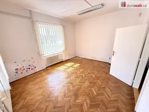 Pronájem kanceláře, Veltrusy, Palackého, 85 m2