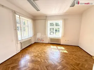Pronájem kanceláře, Veltrusy, Palackého, 85 m2