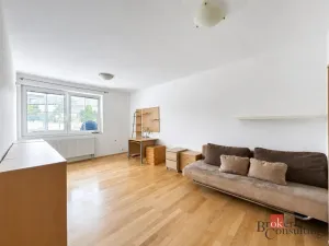 Pronájem pokoje, Praha - Hlubočepy, Voskovcova, 179 m2