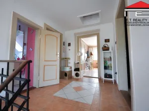 Prodej apartmánu, Orlová - Poruba, Dělnická, 255 m2