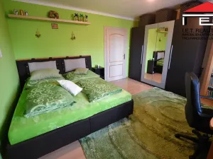 Prodej apartmánu, Orlová - Poruba, Dělnická, 255 m2