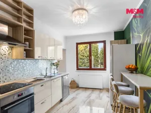 Prodej rodinného domu, Klobuky, Učitelská, 180 m2