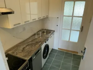Pronájem bytu 1+kk, Praha - Vokovice, Africká, 31 m2