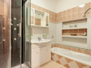 Prodej vícegeneračního domu, Rousínov, U stadionu, 150 m2
