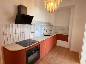 Pronájem bytu 1+kk, Broumov, Mírové náměstí, 50 m2