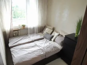 Pronájem bytu 2+kk, Praha - Střížkov, Vysočanská, 42 m2