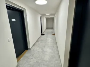Pronájem bytu 1+kk, Kladno, Ke křížku, 35 m2