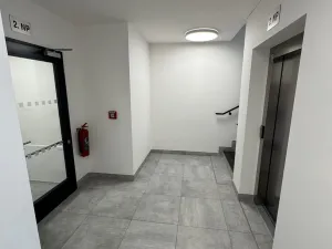 Pronájem bytu 1+kk, Kladno, Ke křížku, 35 m2