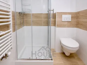 Prodej bytu 1+kk, Praha - Podolí, Dvorecké náměstí, 31 m2